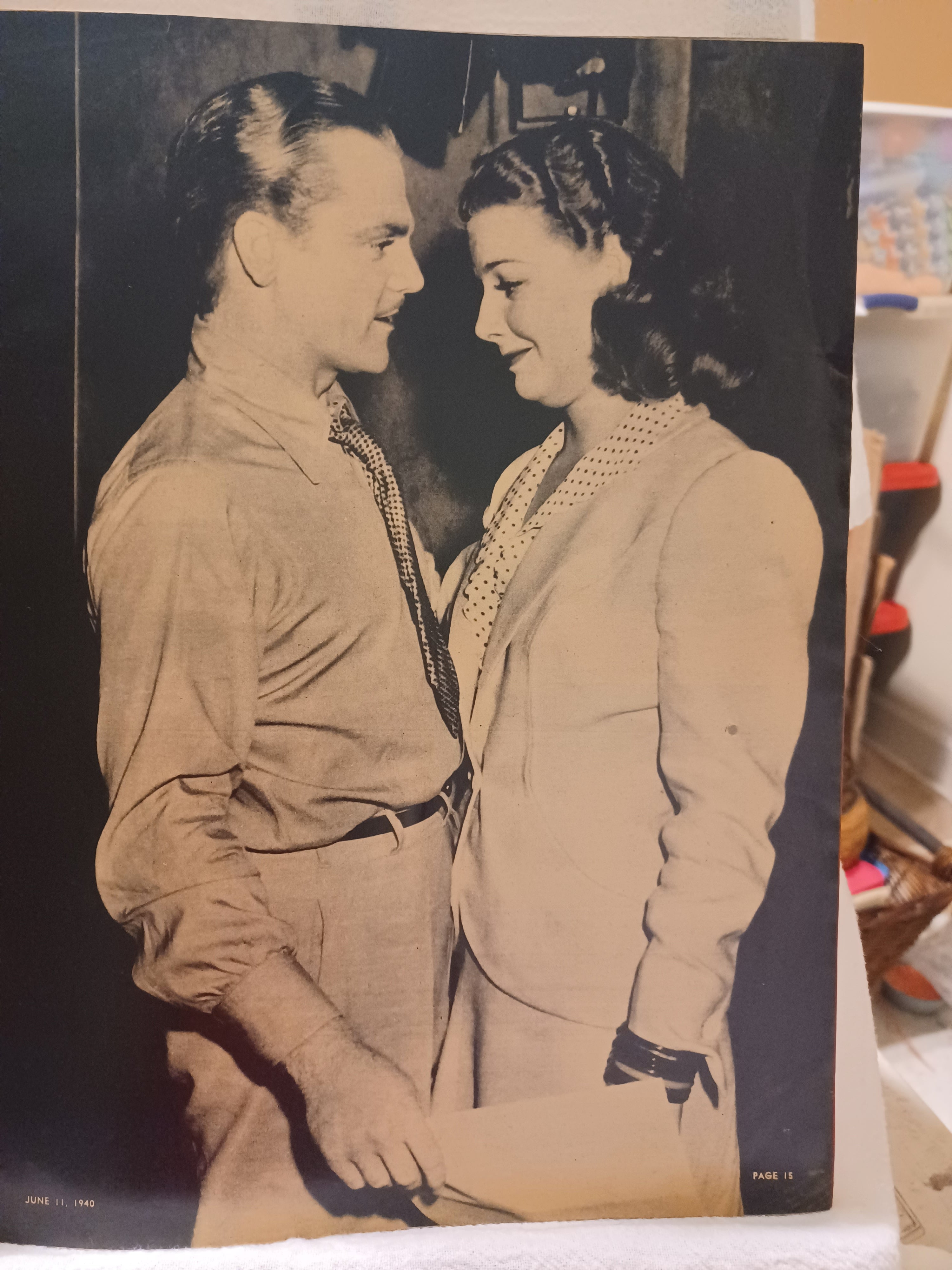 VINTAGE Magazine "PIC" June 11, 1940