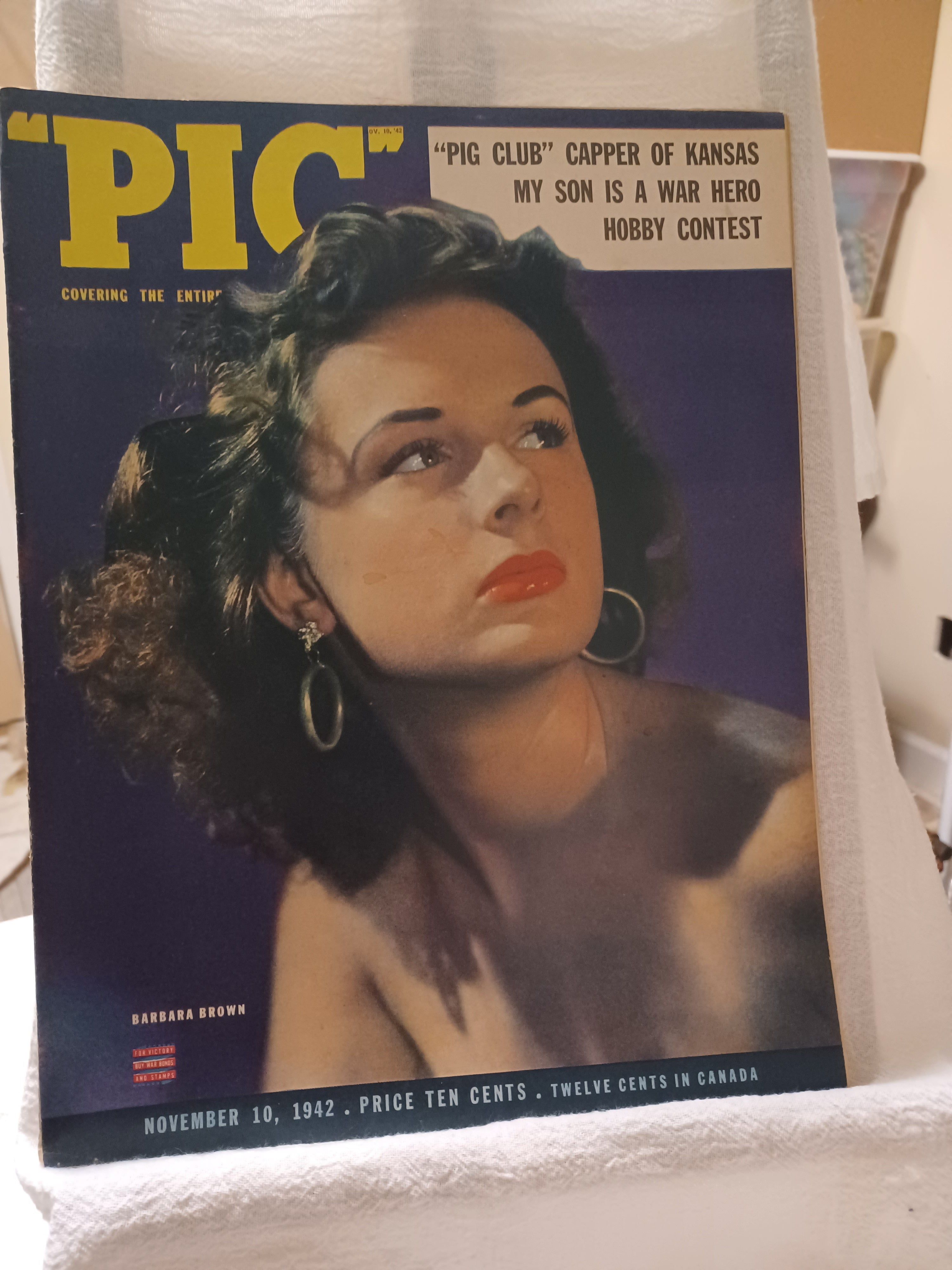 VINTAGE Magazine "PIC" November 10, 1942