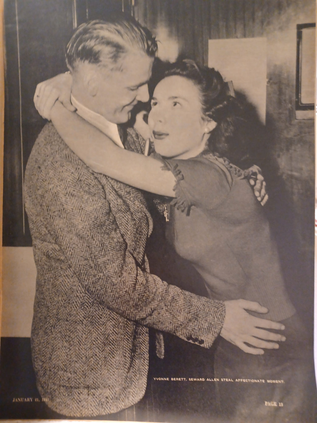 VINTAGE Magazine "PIC", January 21, 1941, Featuring "Jobs for 1941"