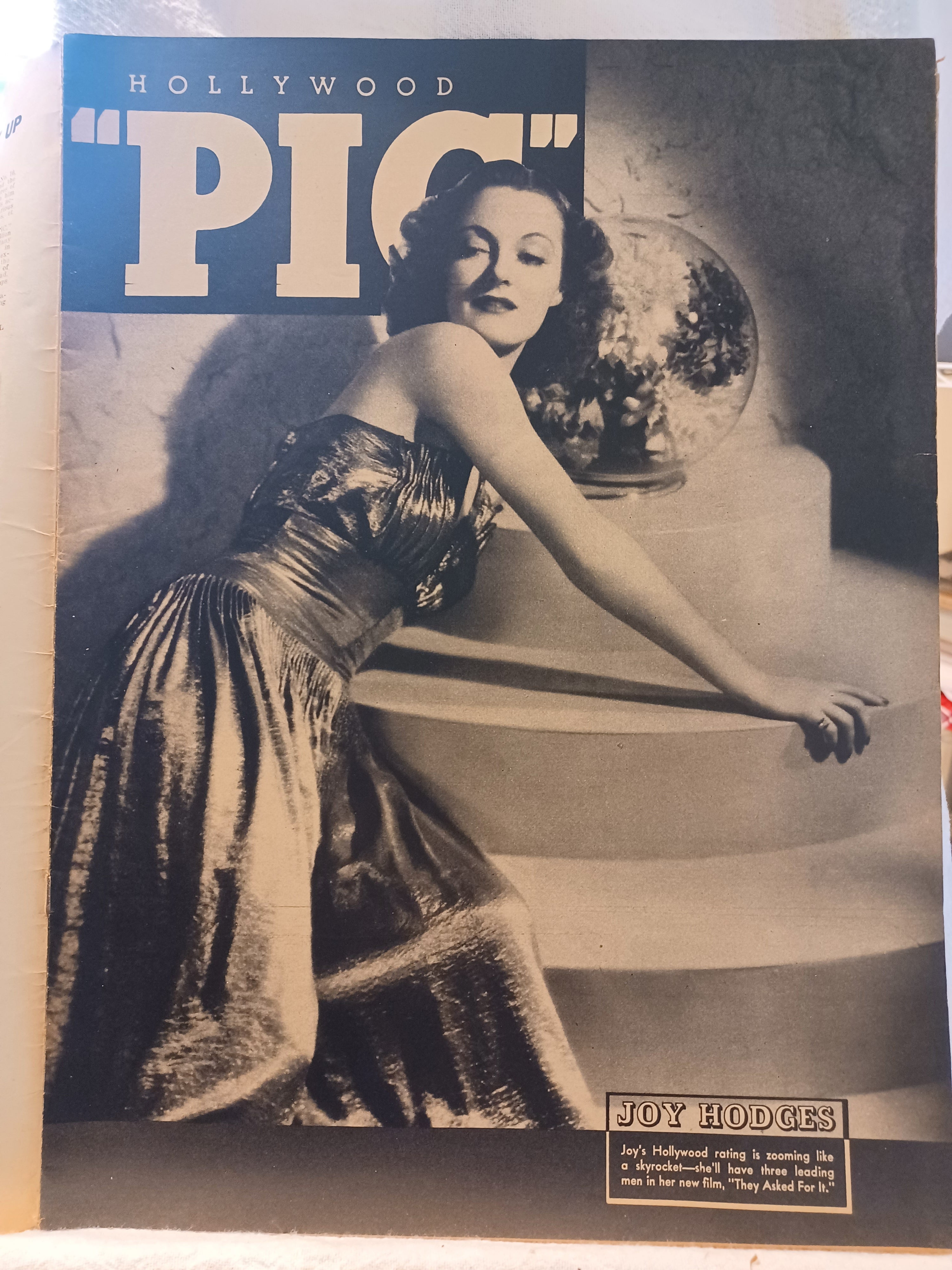 VINTAGE Magazine "PIC", June 27, 1939, Featuring Kay Toth
