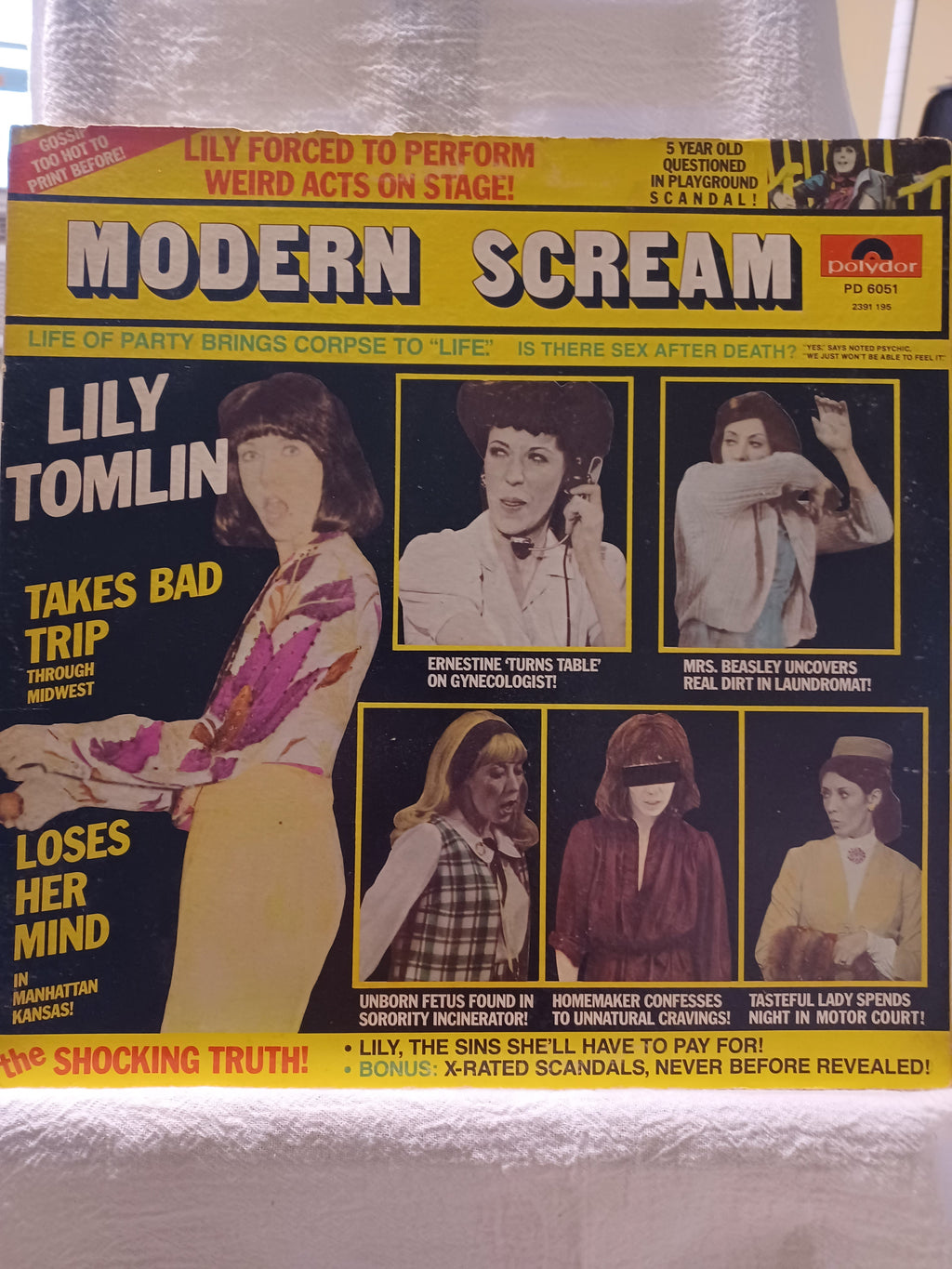 VINTAGE Vinyl Lily Tomlin Modern Scream, Cover Rough Edges, LP tested