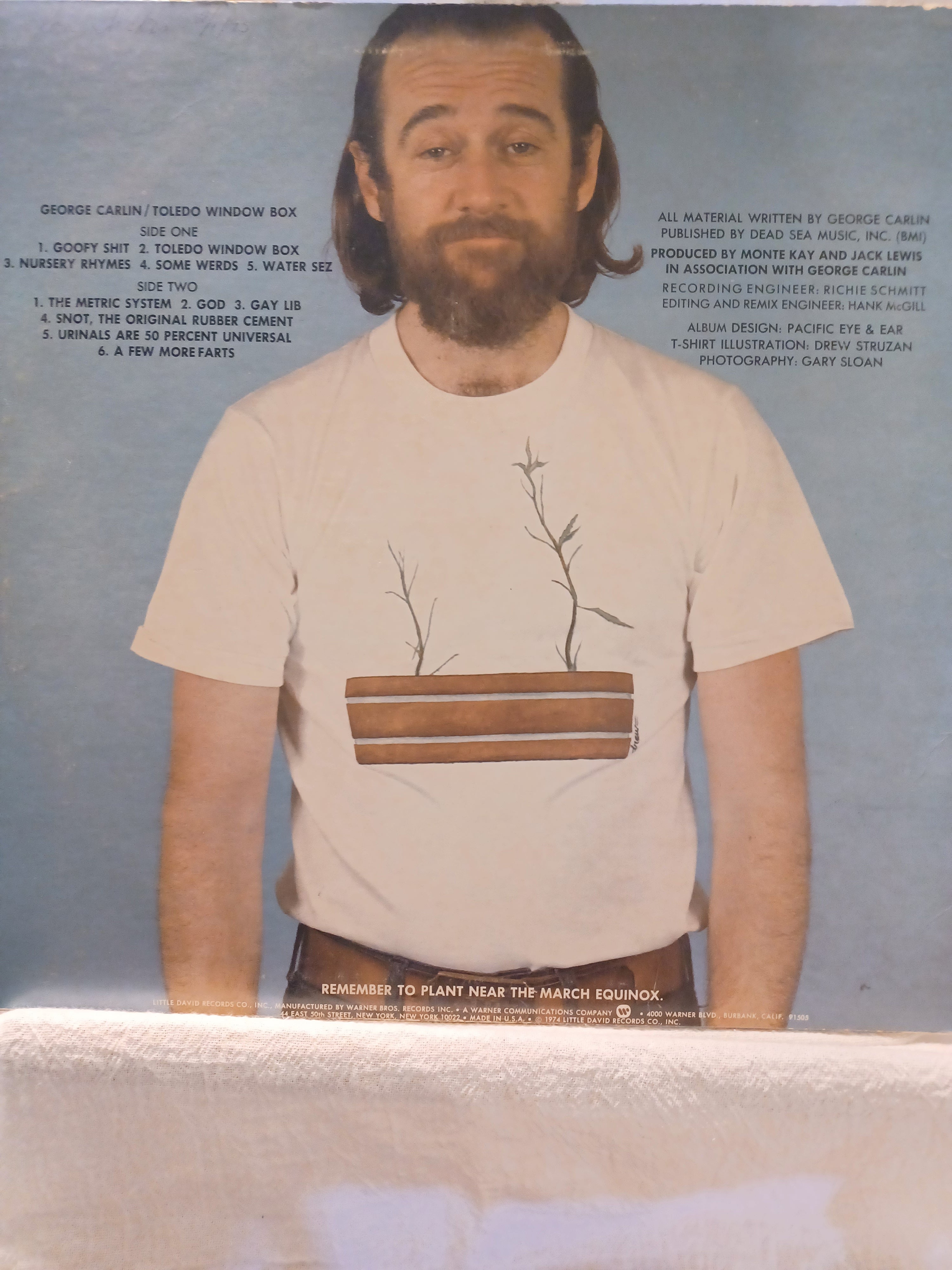 VINTAGE Vinyl 1974 GEORGE CARLIN Toledo Window Box