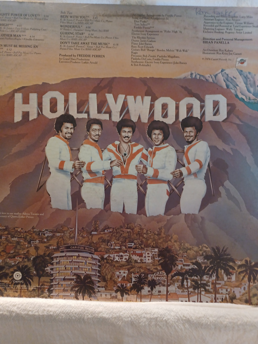 VINTAGE Vinyl 1976 TAVARES Sky High!