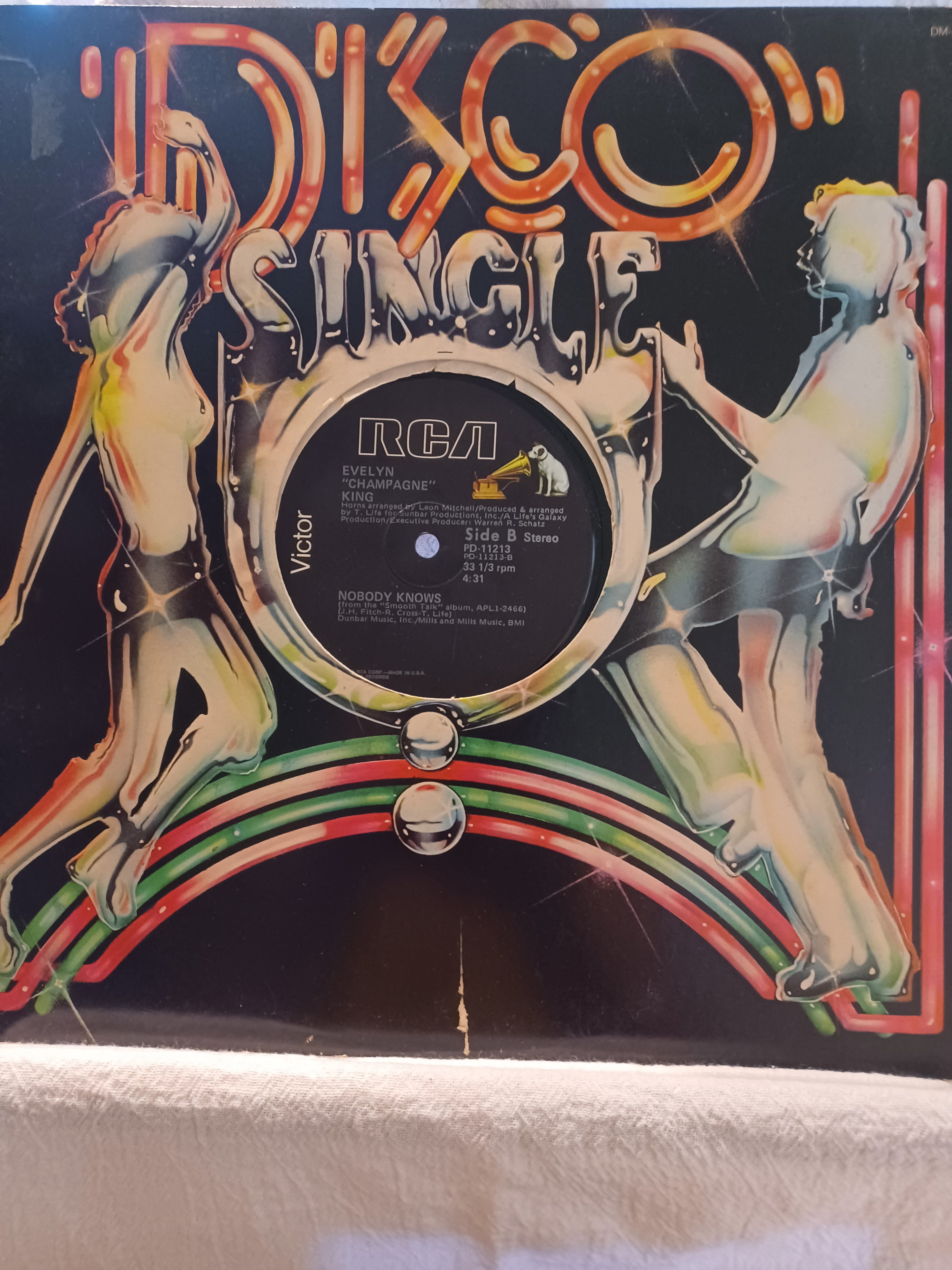 VINTAGE Vinyl Disco Single EVELYN "CHAMPAGNE" KING