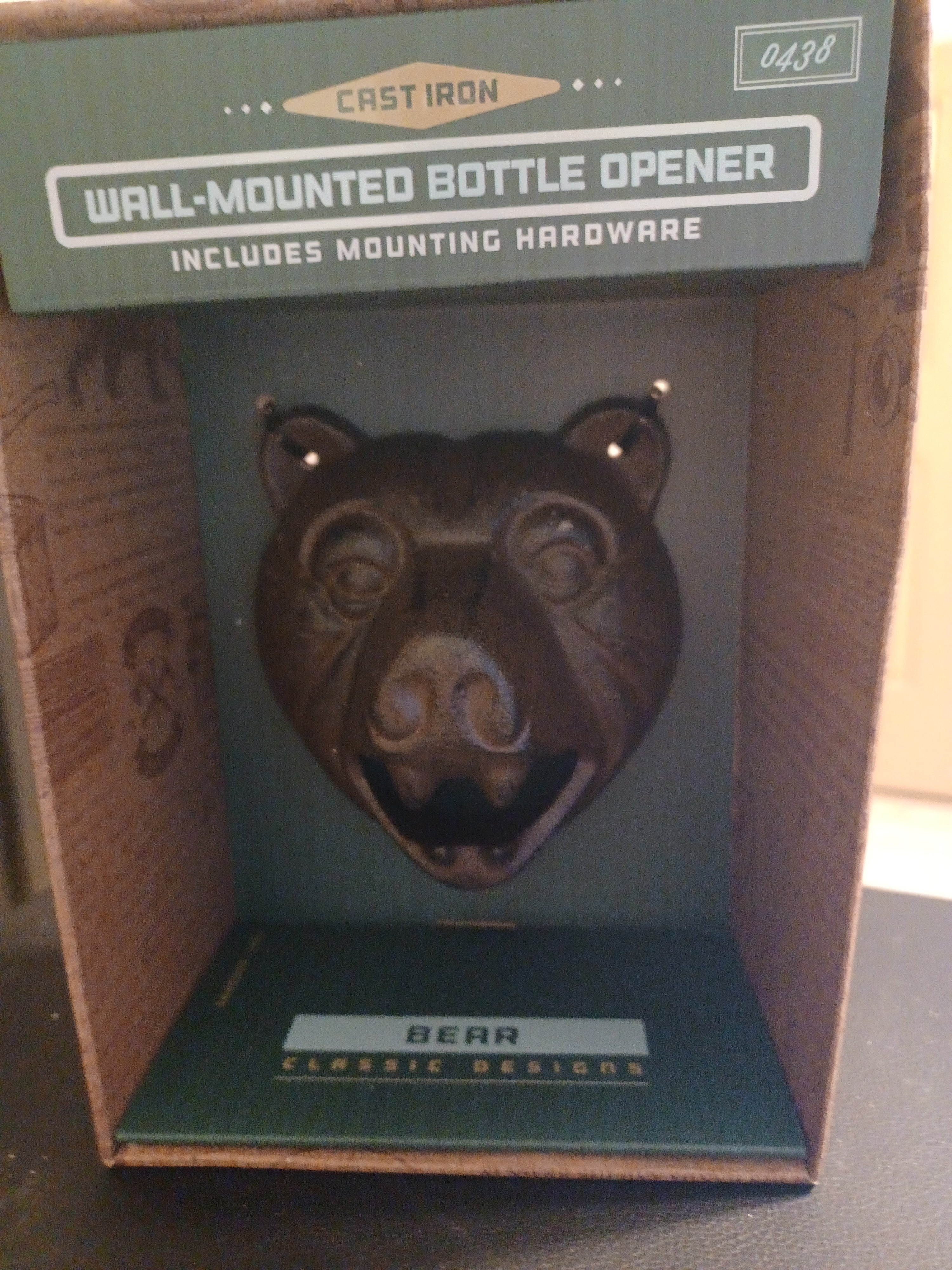 Wall-Mounted Cast Iron Bottle Opener - Bear