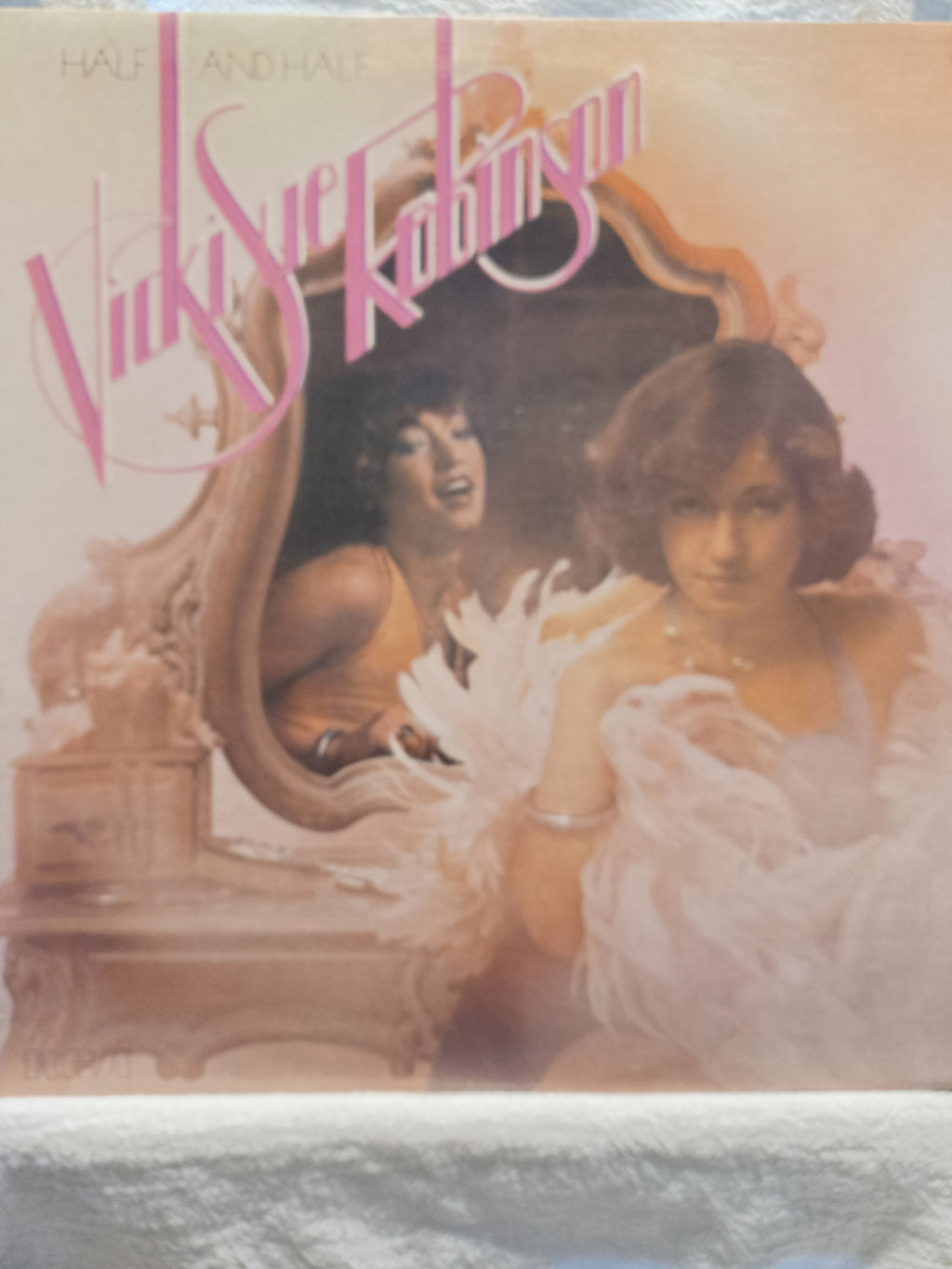 VINTAGE VINYL Vicki Sue Robinson – Half and Half