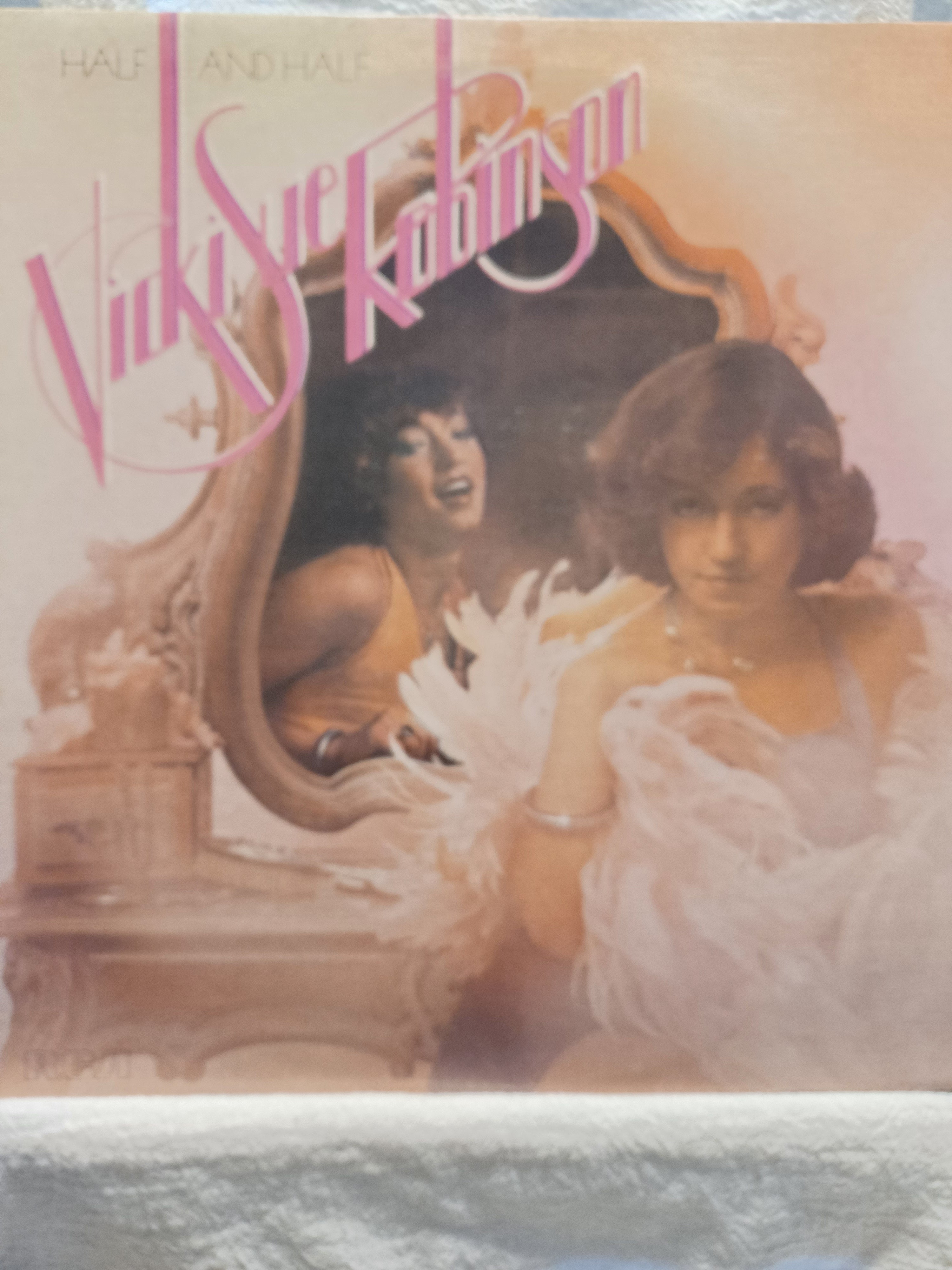 VINTAGE VINYL Vicki Sue Robinson – Half and Half