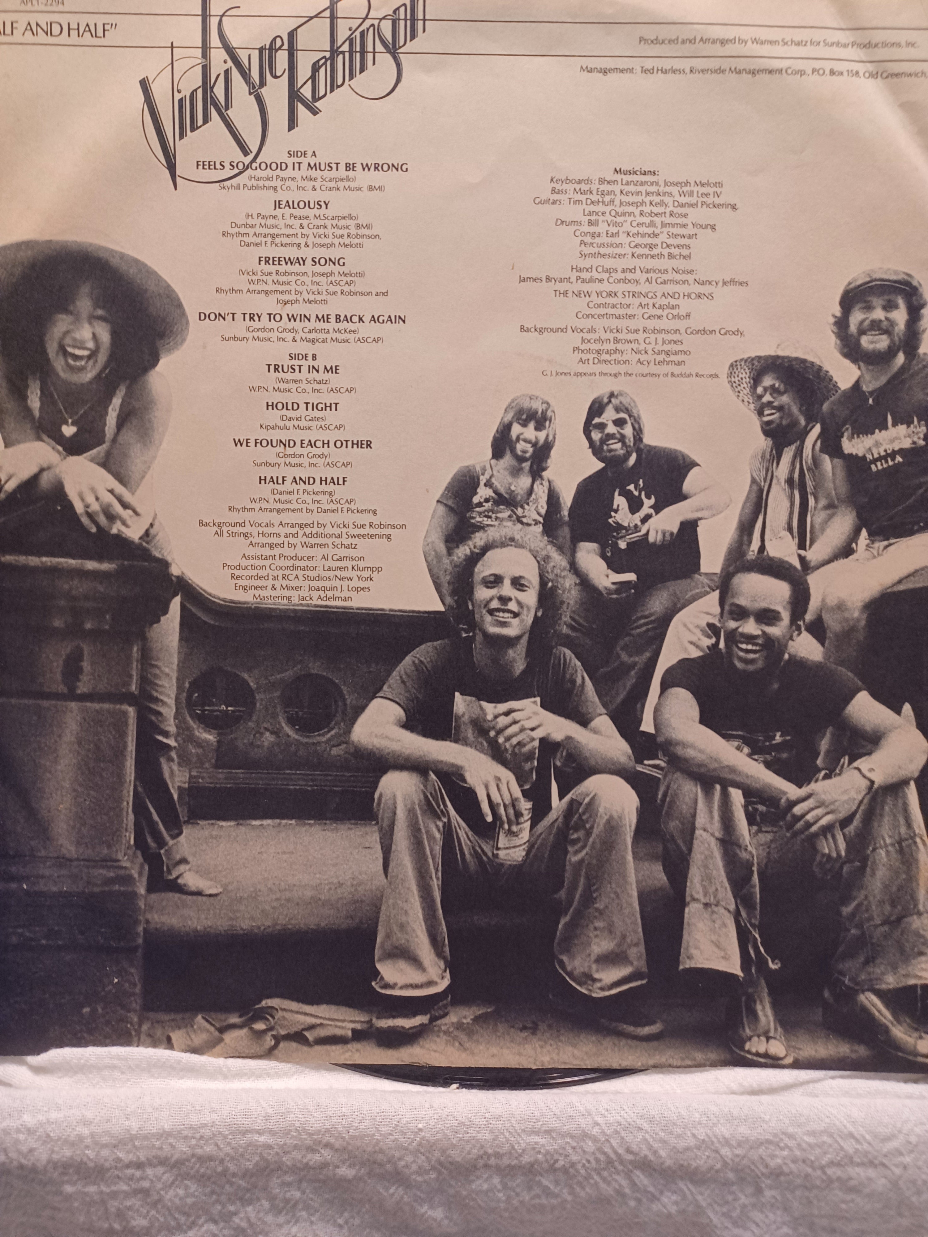 VINTAGE VINYL Vicki Sue Robinson – Half and Half